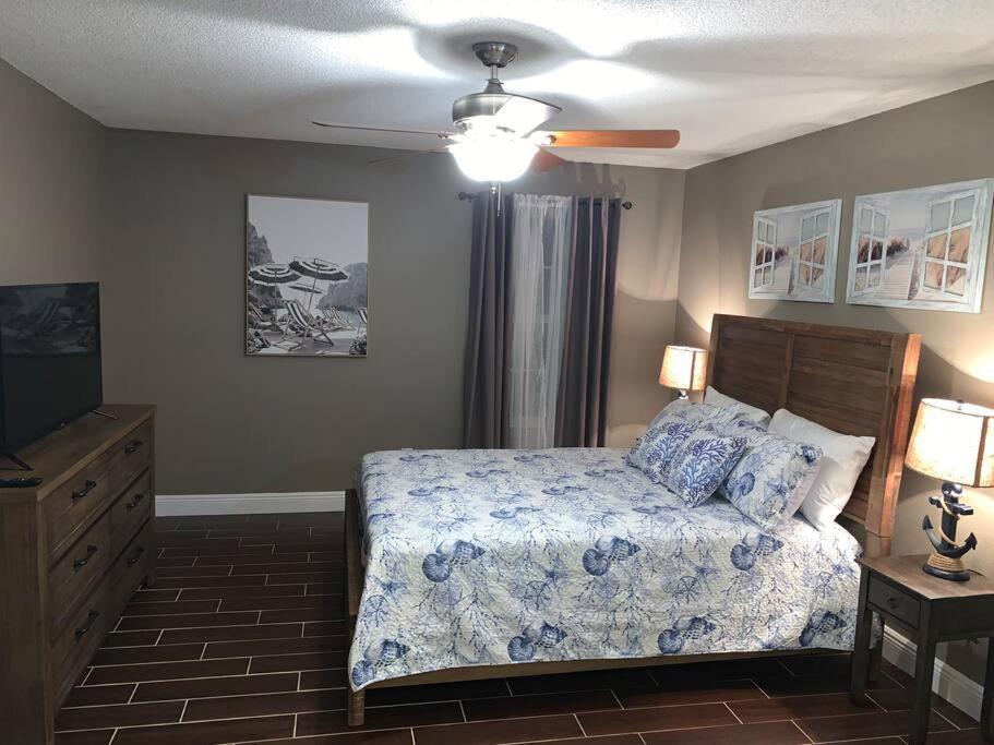 פנסקולה D'S Florida/Alabama Vacation Home מראה חיצוני תמונה